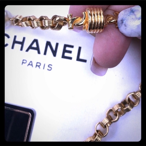 Chanel Pearl Necklace. 1986 32” 24kGP - Picture 3 of 8